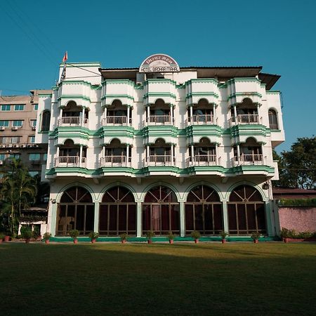Hotel Girdhar Mahal Ιντόρ Εξωτερικό φωτογραφία