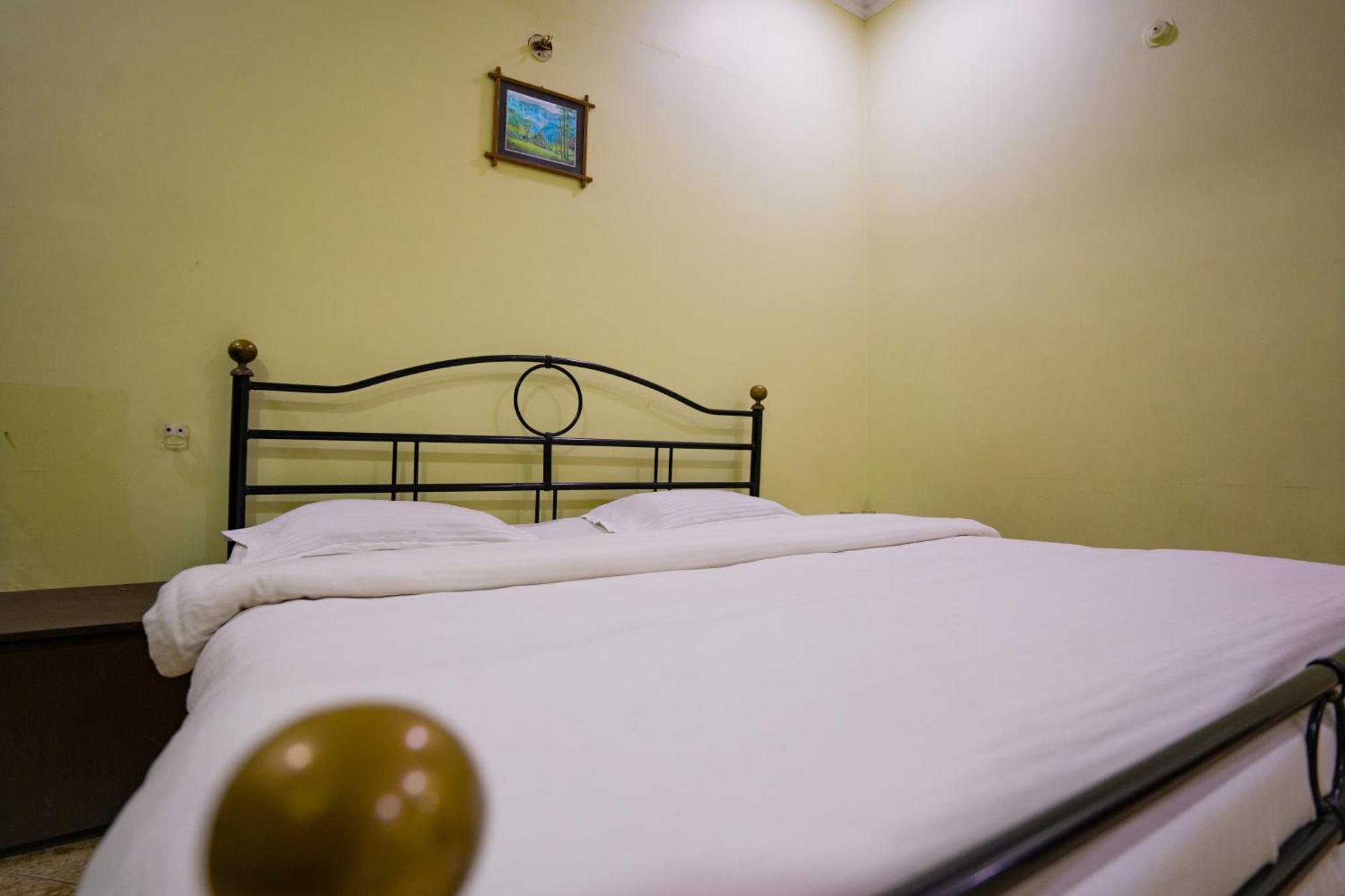 Hotel Girdhar Mahal Ιντόρ Εξωτερικό φωτογραφία